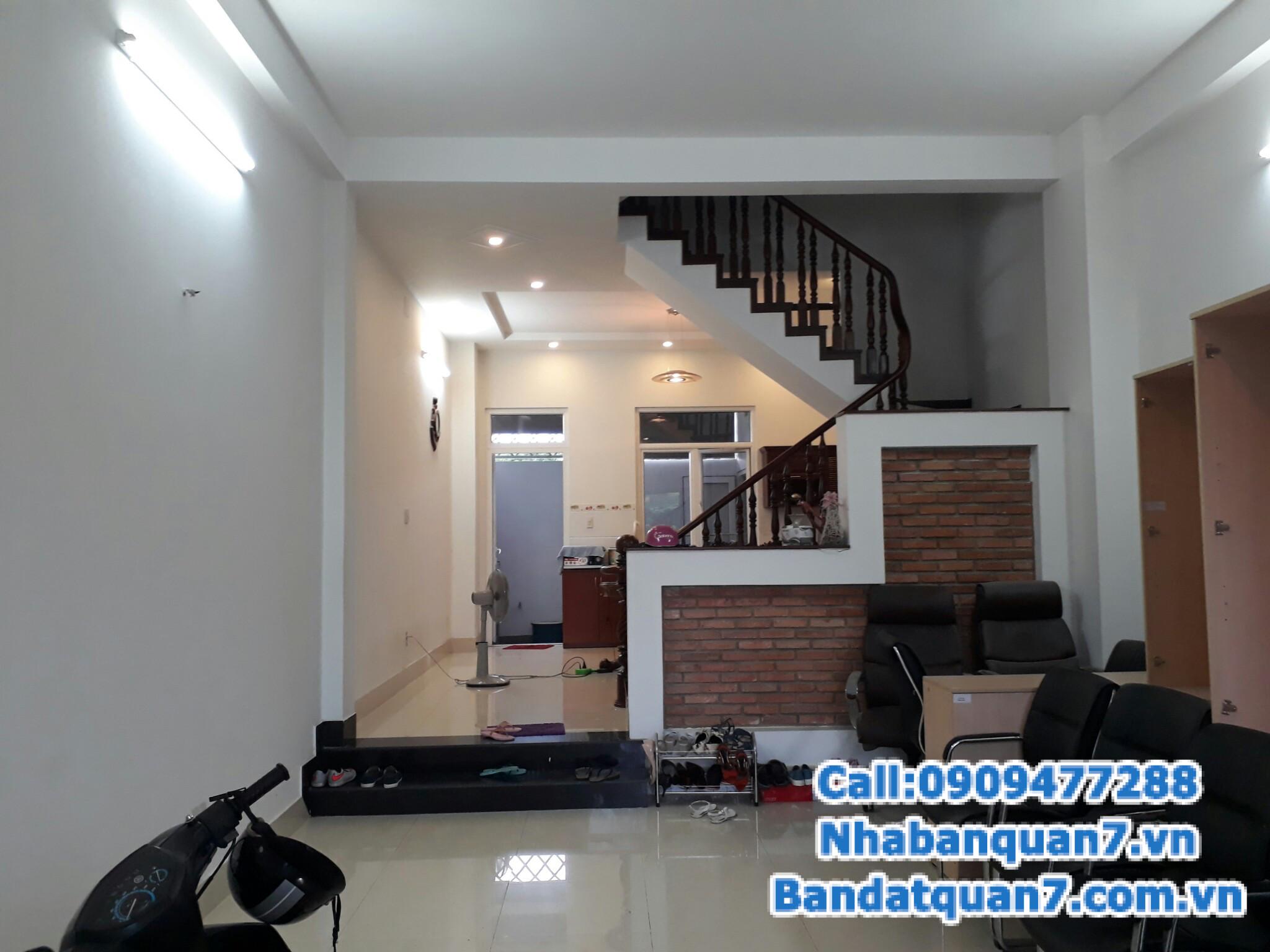 Cho thuê nhà khu Kiều Đàm, diện tích 80m2, giá thuê 12 triệu/tháng, LH xem nhà 0909477288